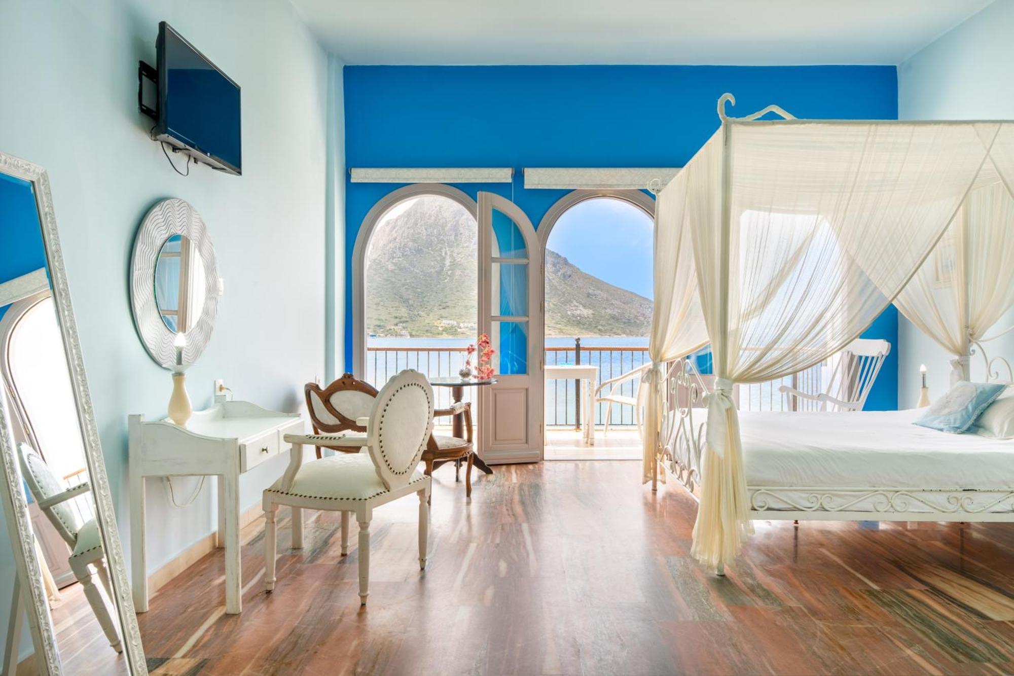 Masouriblu Boutique Hotel ภายนอก รูปภาพ